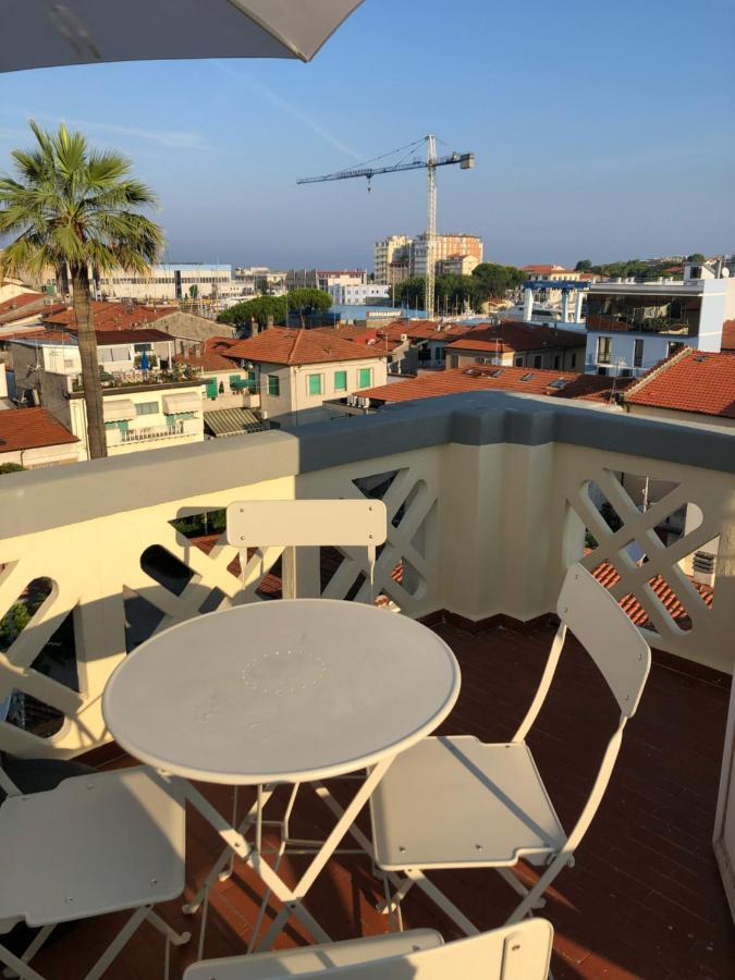 Ferienwohnung Torre Della Darsena Viareggio Exterior foto