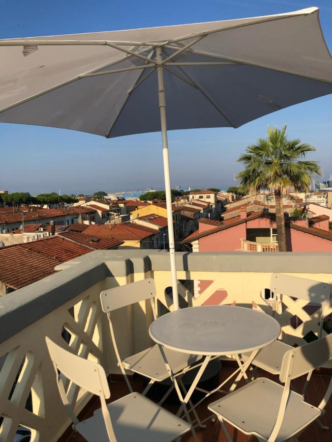 Ferienwohnung Torre Della Darsena Viareggio Exterior foto